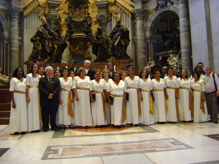 Madrigal Santa Cecília-Vaticano-2010